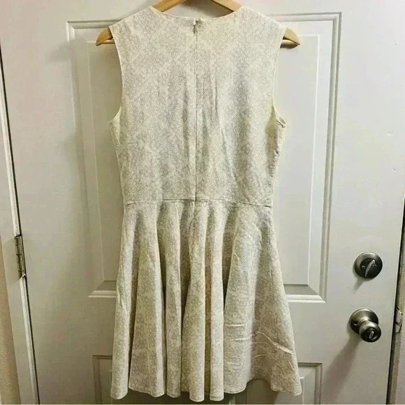Diane Von Furstenberg "Jeannie fit & flare skater dress size‎ 6 cream - Picture 7 of 16